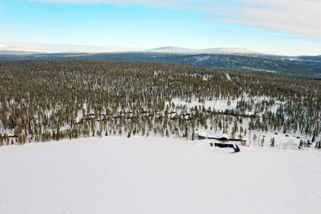 Moekki Jerisjaerven Rannalla Muonio Exteriér fotografie